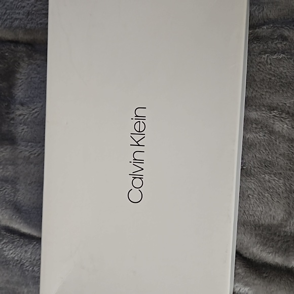 Calvin Klein Fuego Calf Suede Sneakers.BRAND NEW IN ORIGINAL BOX!!! - Picture 8 of 8